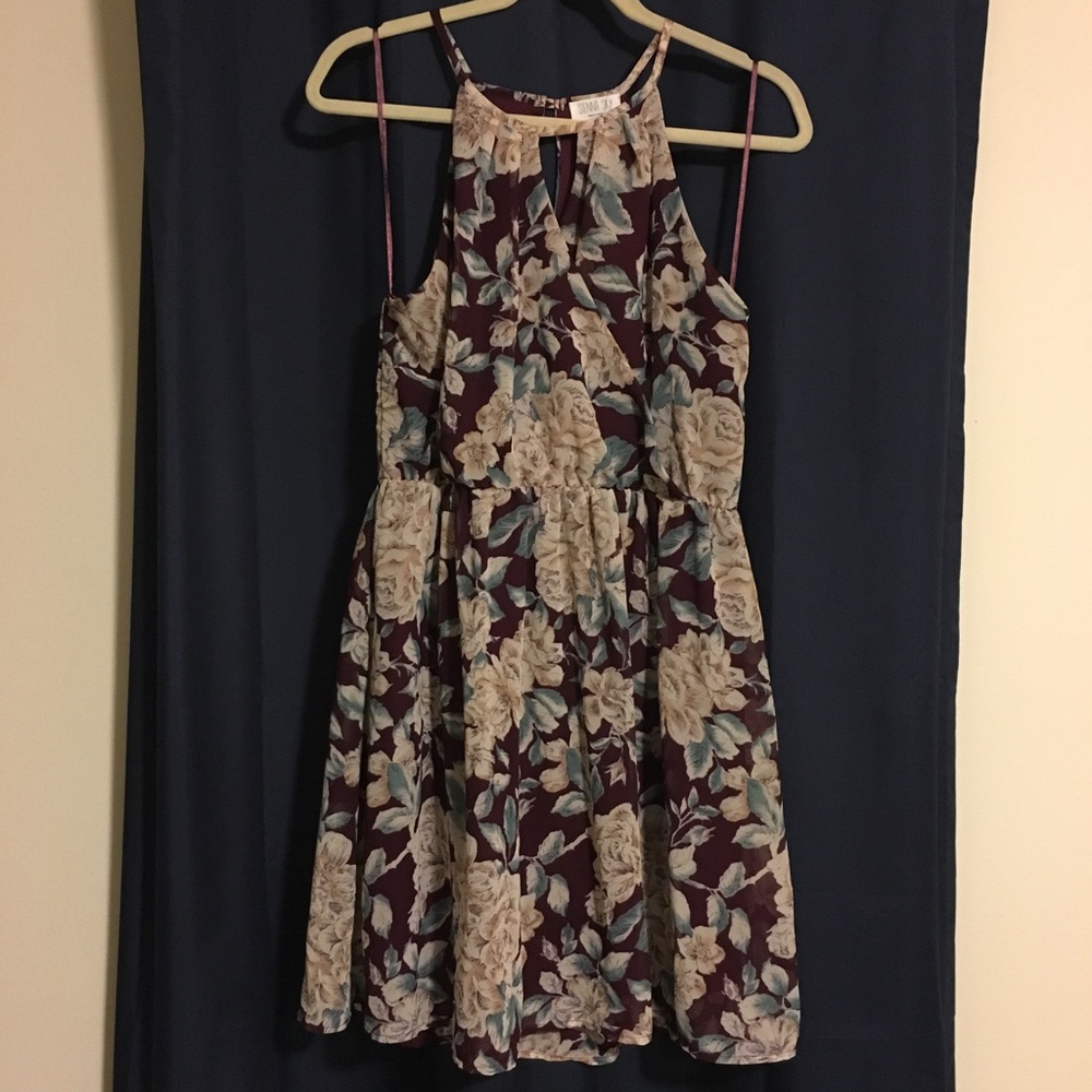 Size L Sundress. Keyhole front & back.